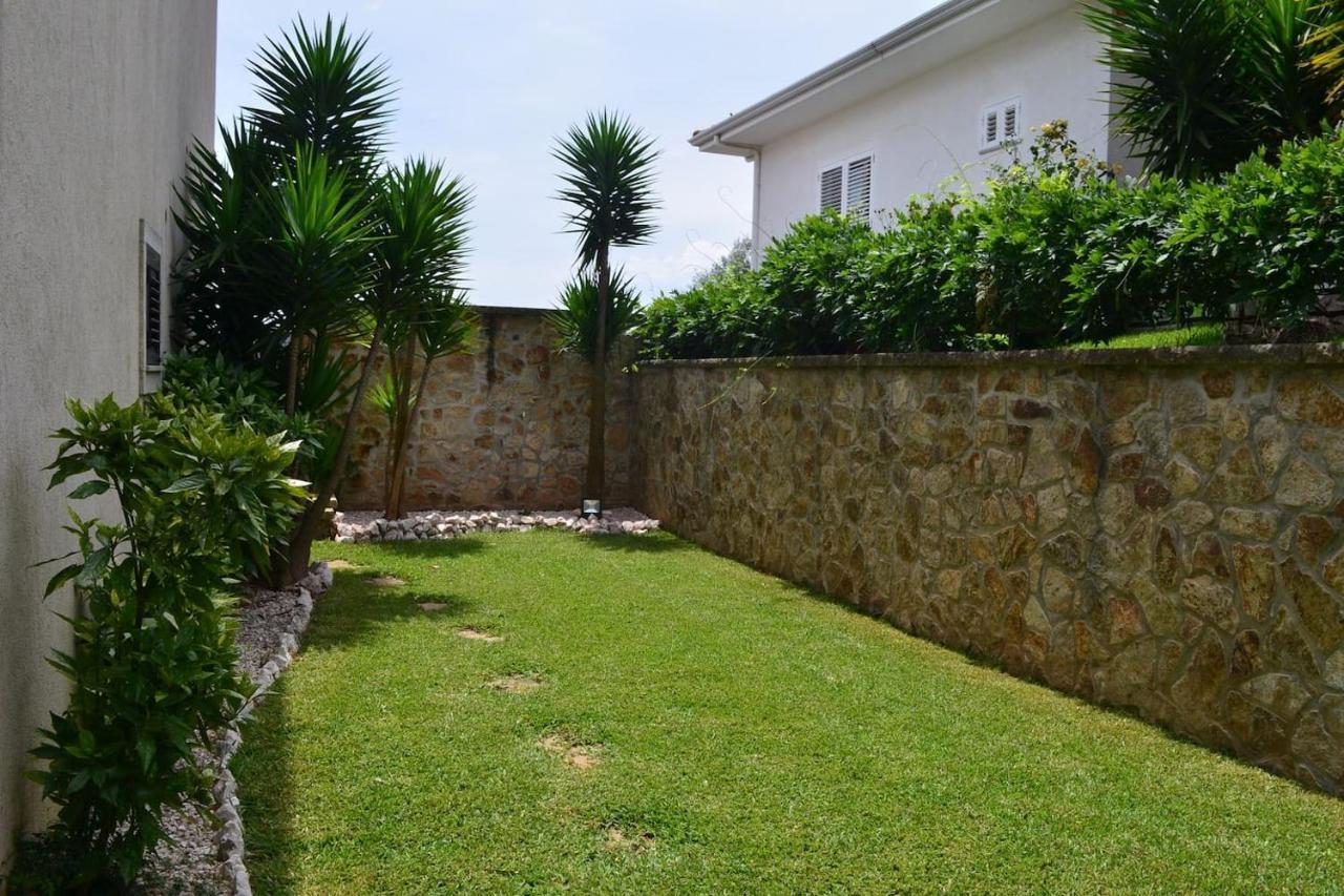 Valadas Guest House Canedo  Exteriér fotografie