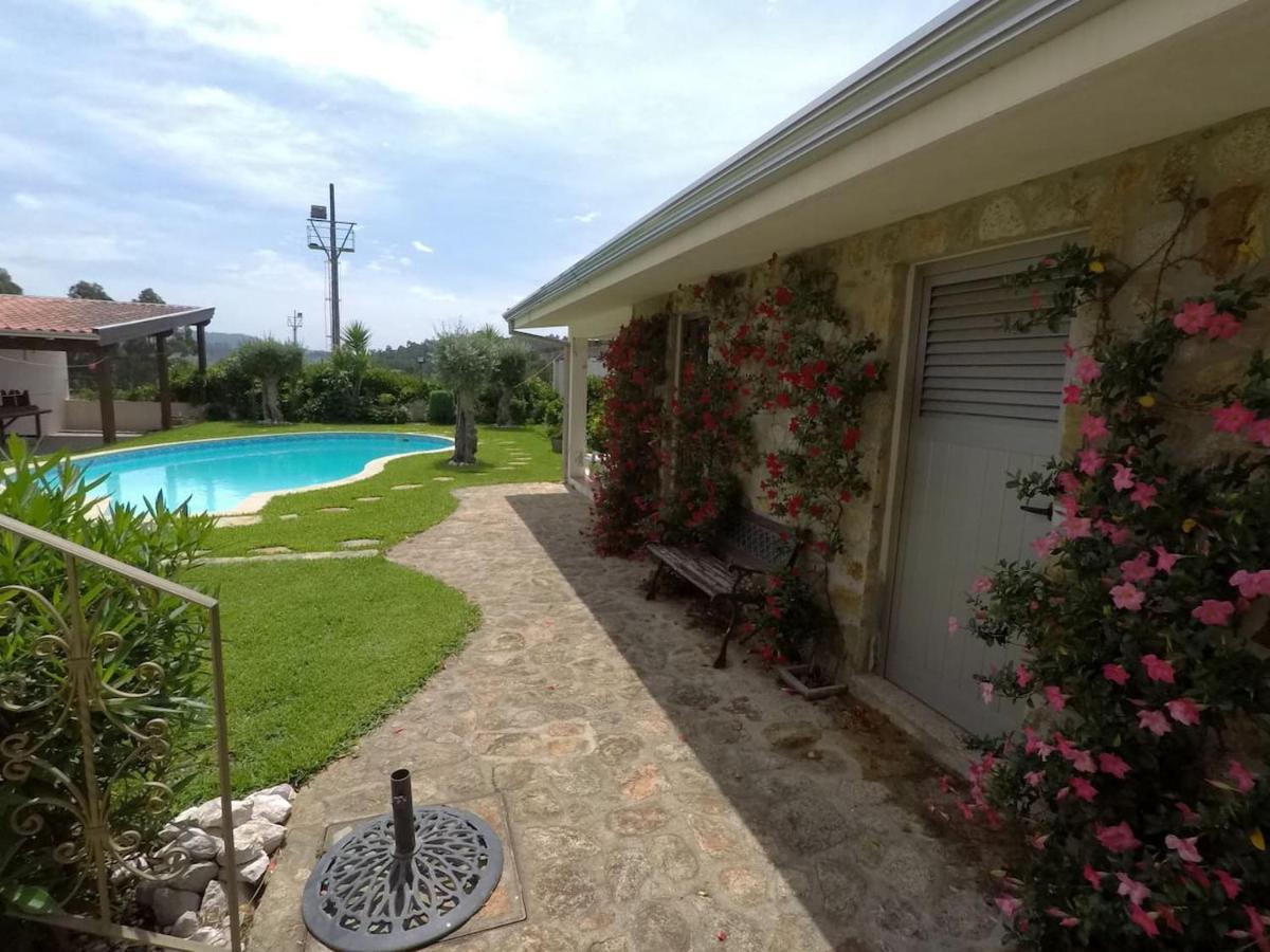 Valadas Guest House Canedo  Exteriér fotografie
